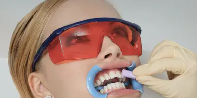 /img/33871-dentist-visit.webp