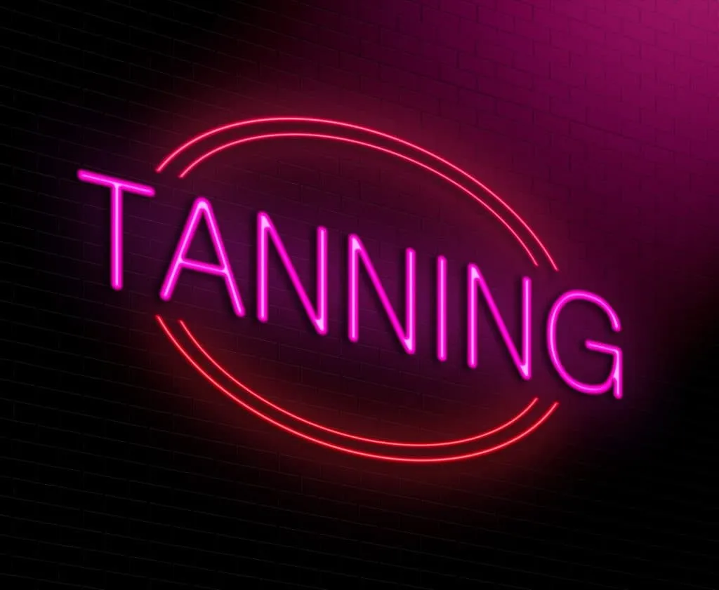 34070 tanning salon exterior
