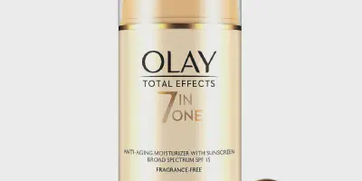 /img/34136-olay-total-effects-routine.webp